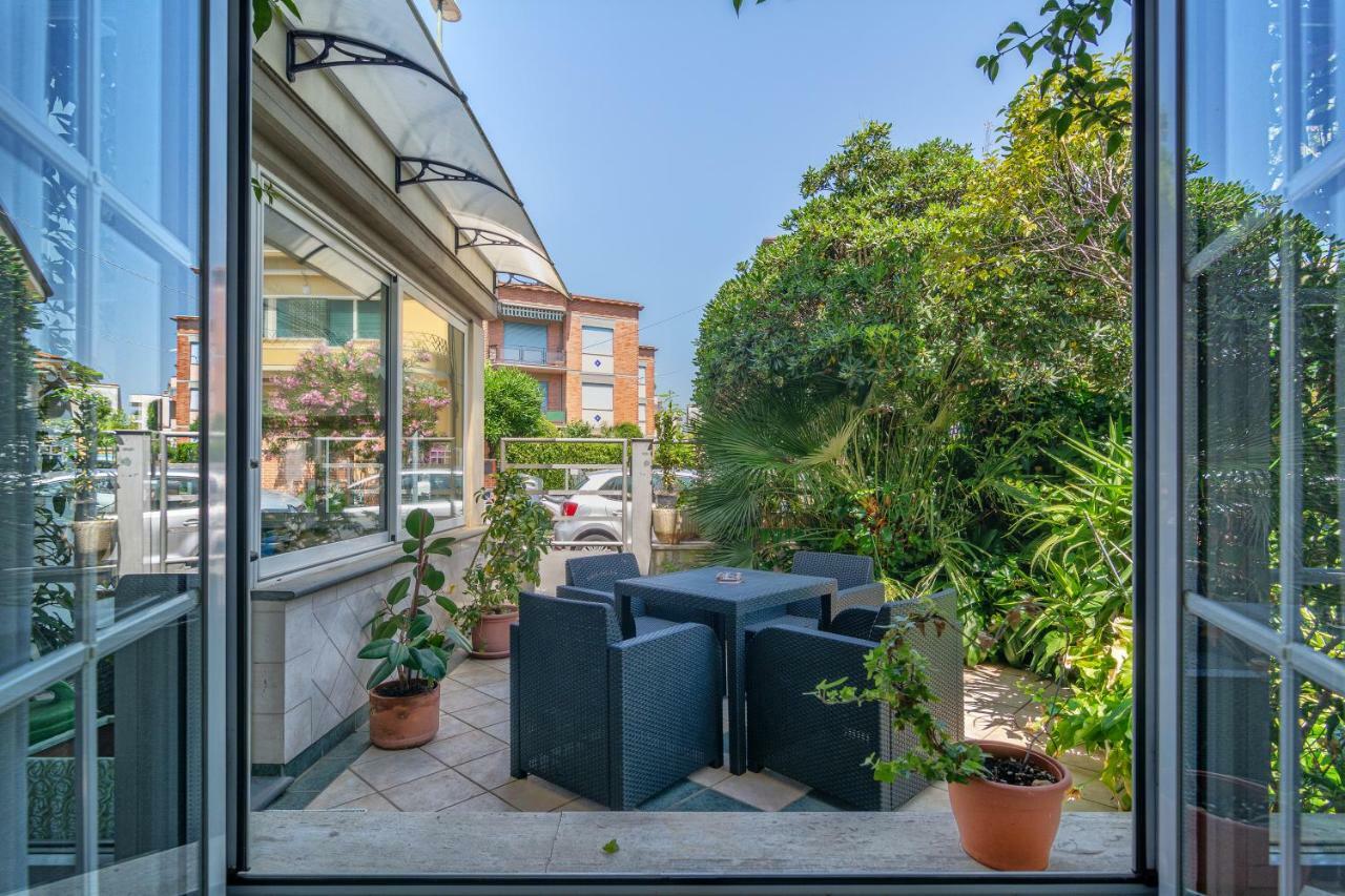Hotel Mariani Lido di Camaiore Exterior foto